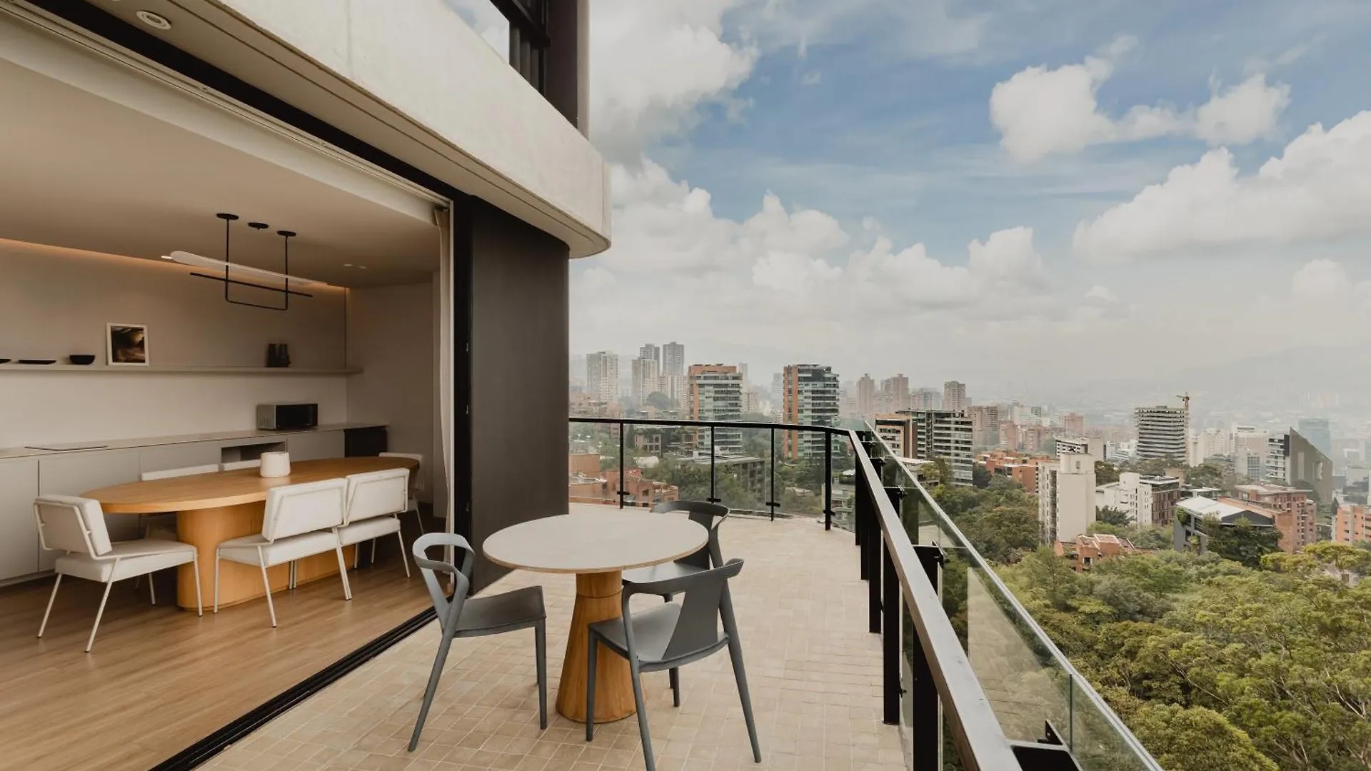Aparthotel Seissta Medellín