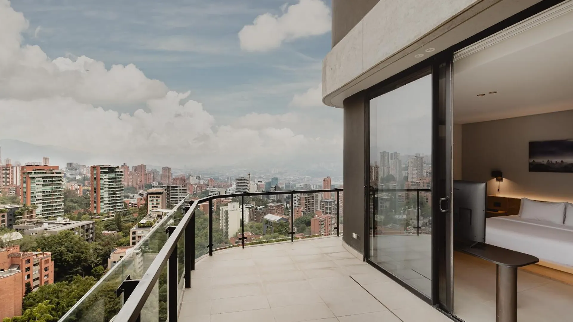 Aparthotel Seissta Medellín