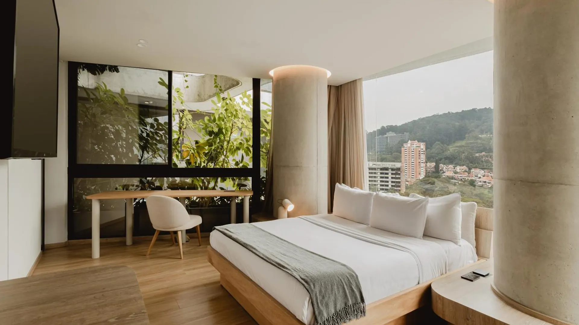Seissta Medellin Aparthotel