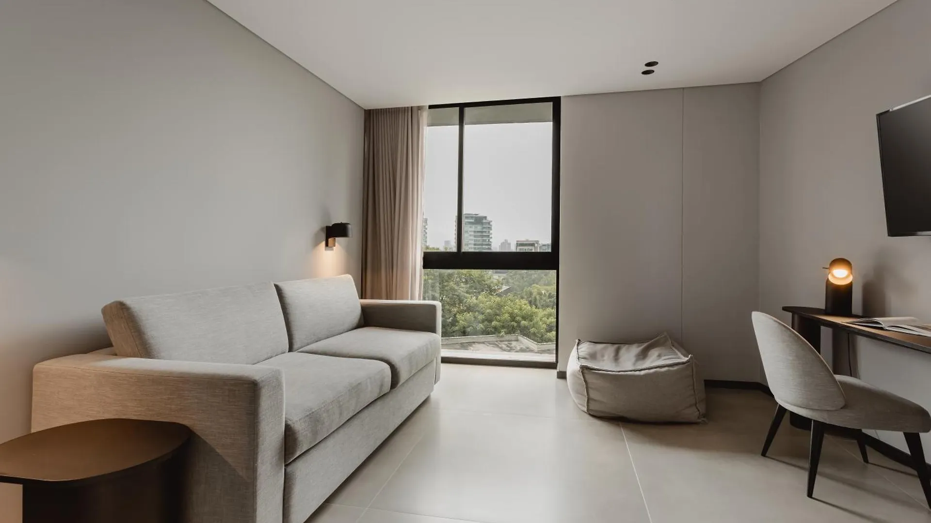 Seissta Medellin Aparthotel