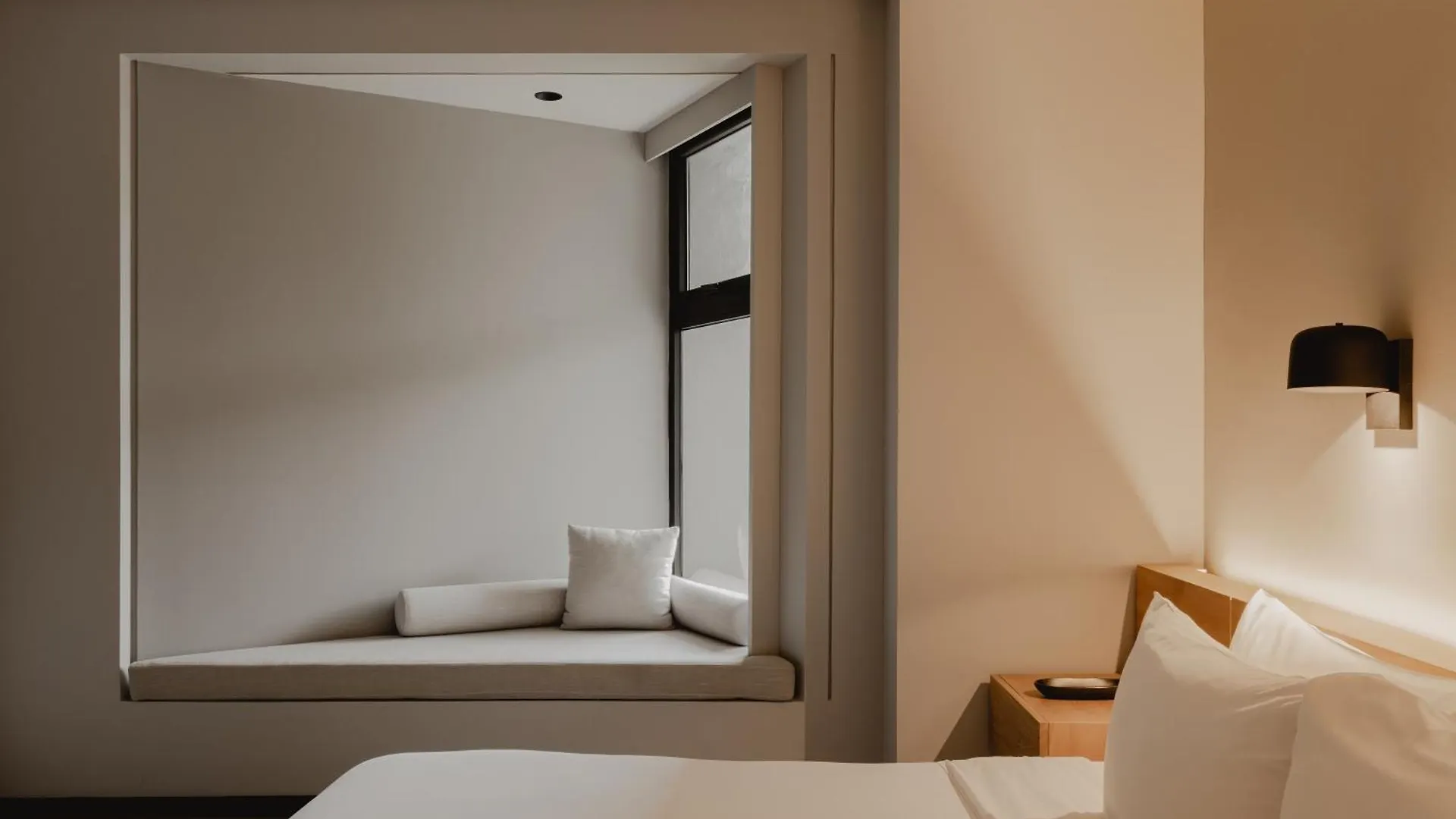 Seissta Medellin Aparthotel