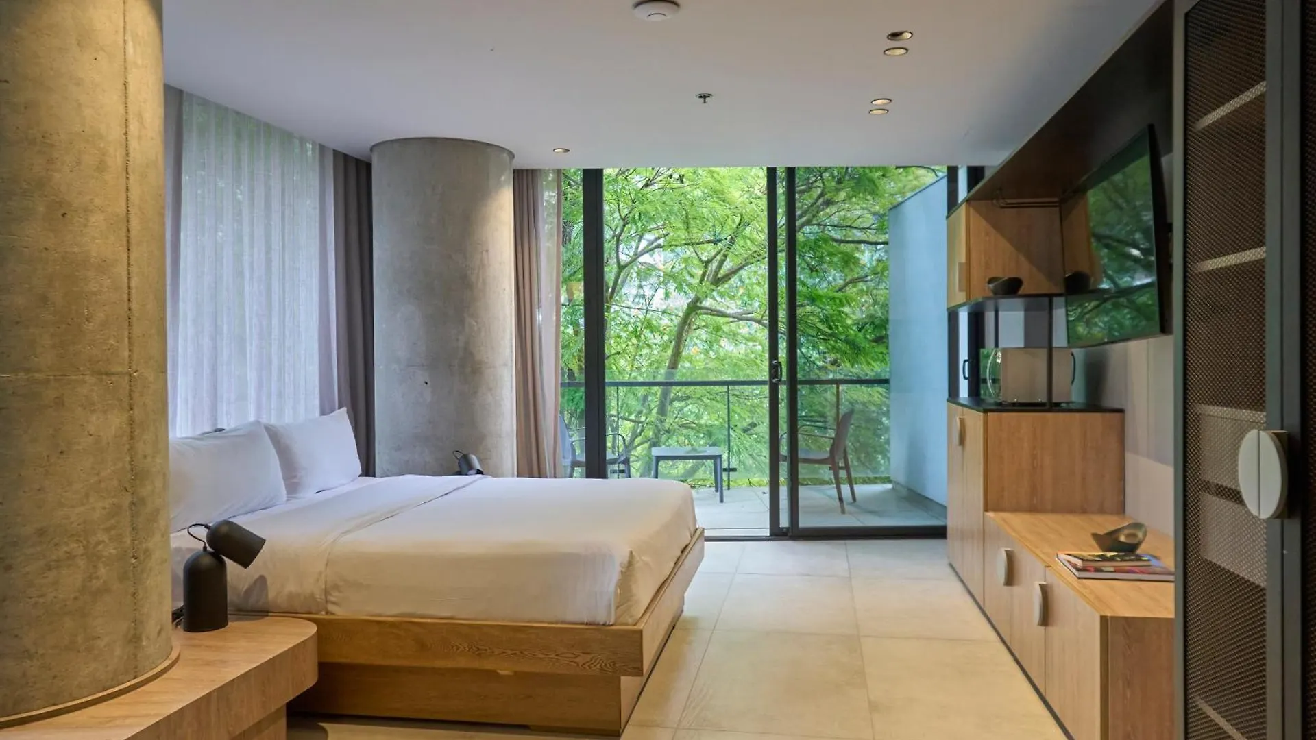 ****  Seissta Medellin Aparthotel Colombia